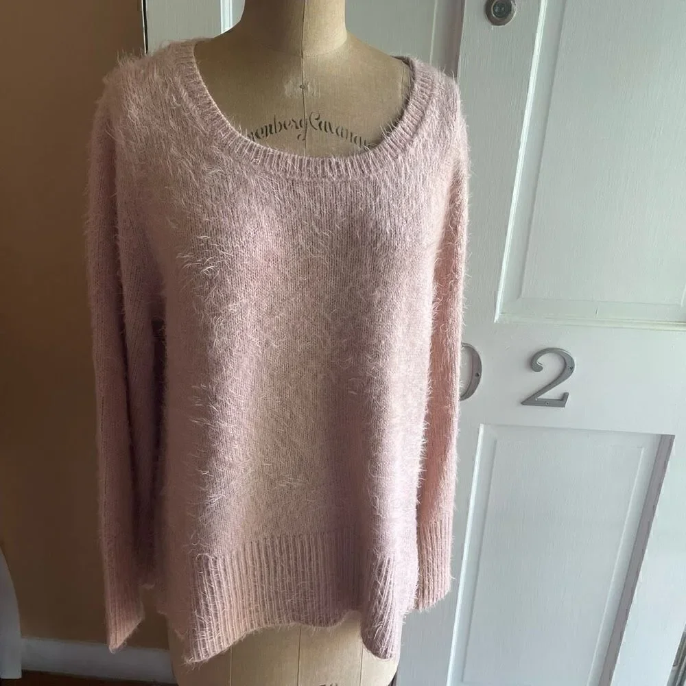 CALVIN KLEIN JEANS | light pink eyelash crewneck sweater XL - Picture 2 of 10